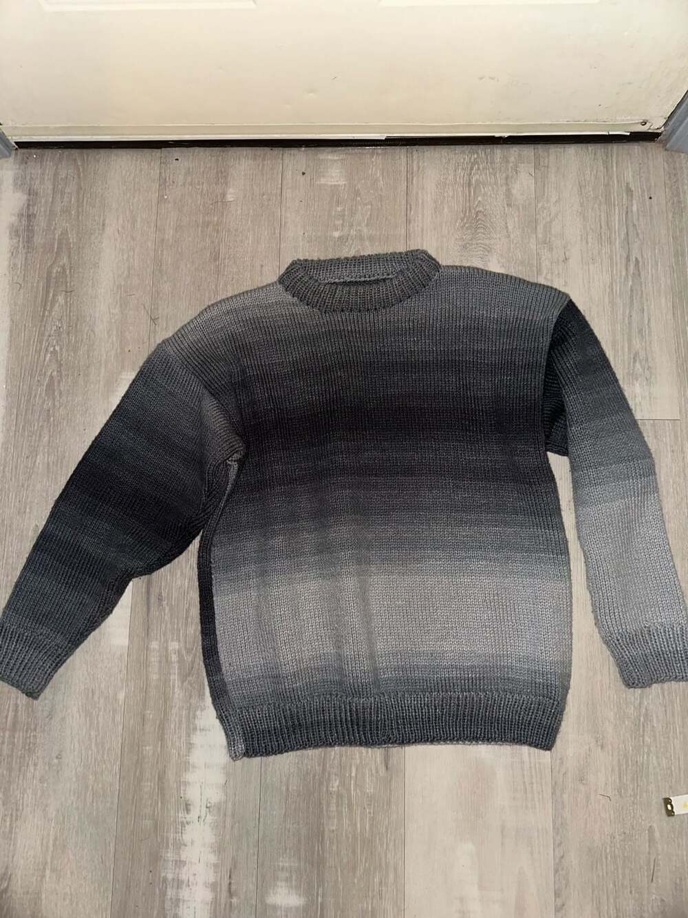 Ombre Gradient Ribbed Knit Pullover Sweater Gray Black